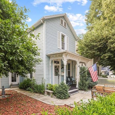 Charming Victorian Home - 2 Minutes To Downtown Lancaster Extérieur photo