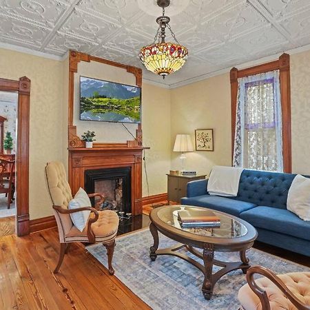 Charming Victorian Home - 2 Minutes To Downtown Lancaster Extérieur photo