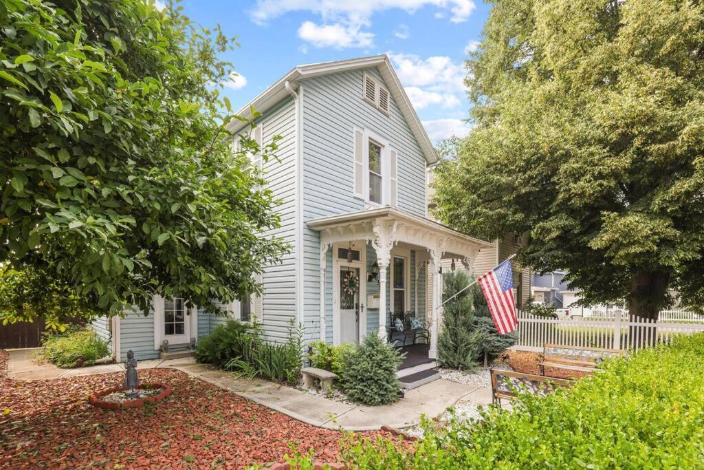 Charming Victorian Home - 2 Minutes To Downtown Lancaster Extérieur photo
